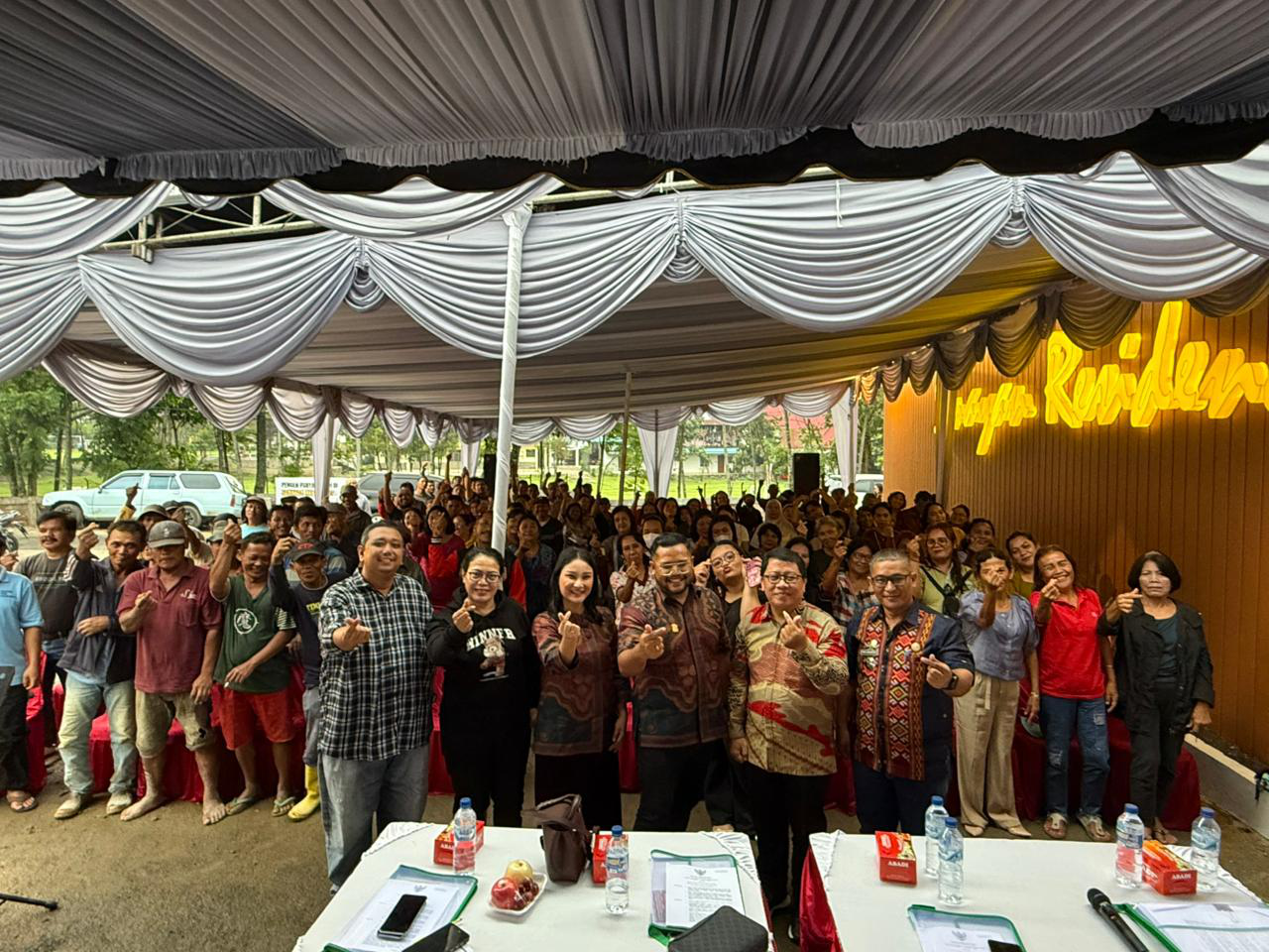 Masyarakat Akui Sosper Anggota DPRD Siantar Erwin Siahaan Berjalan Serius Namun Santai